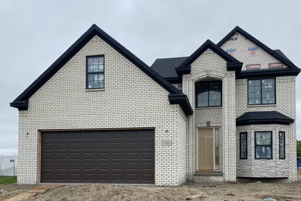 733 Britt Circle Drive #10 Dundee Village, MI 48131