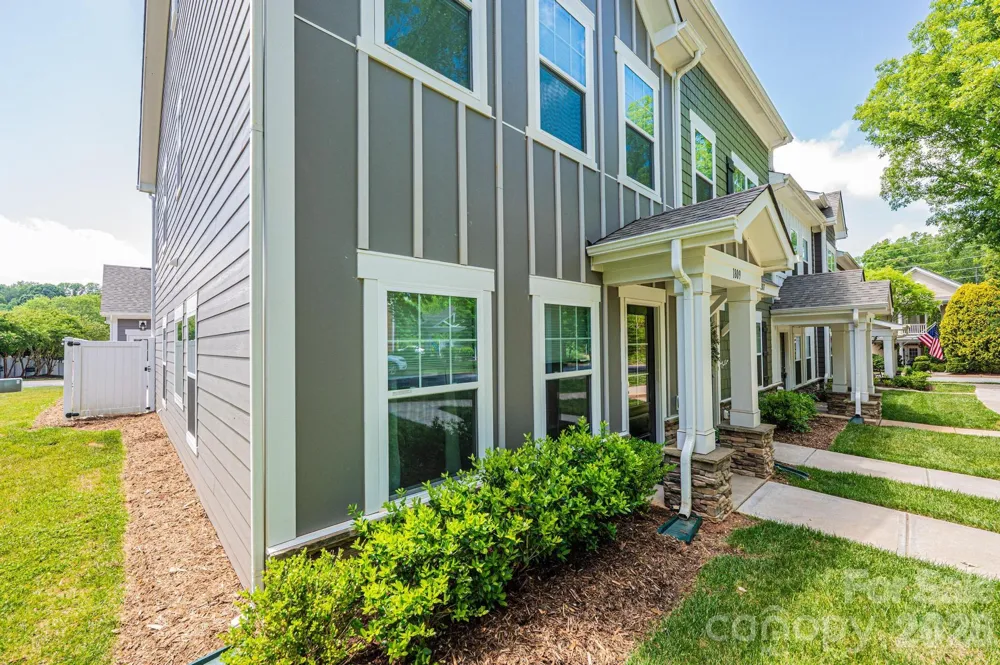 1809 Edgewater Drive NW Conover, NC 28613