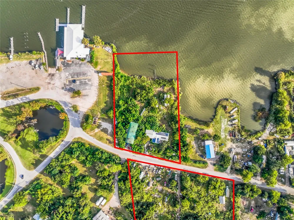 17513 River Road Channelview, TX 77530