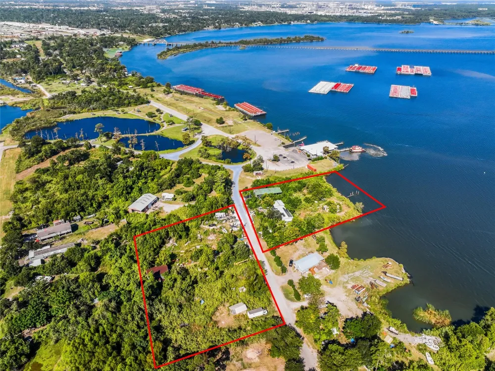 17513 River Road Channelview, TX 77530