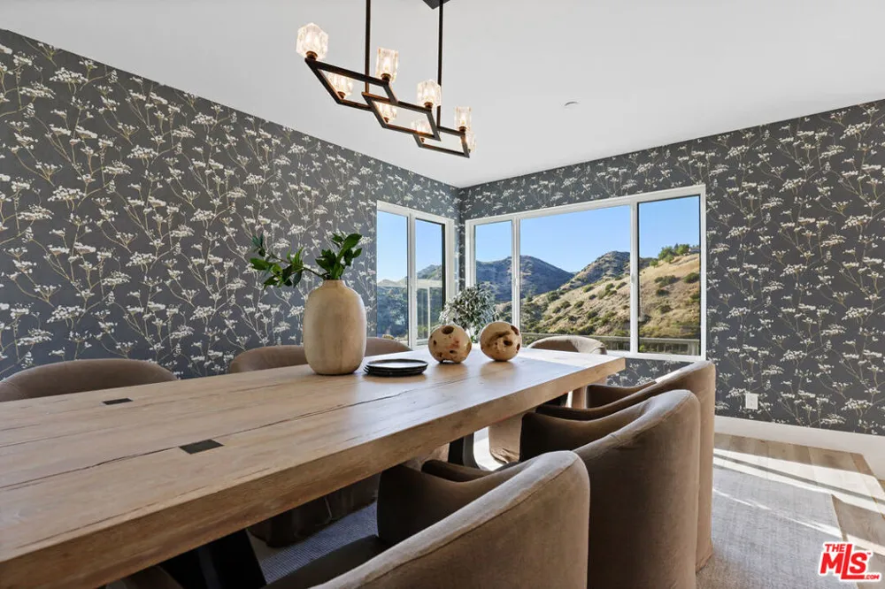 53 Saddlebow Road Bell Canyon, CA 91307