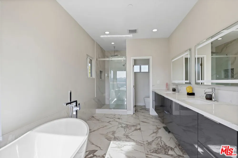 53 Saddlebow Road Bell Canyon, CA 91307