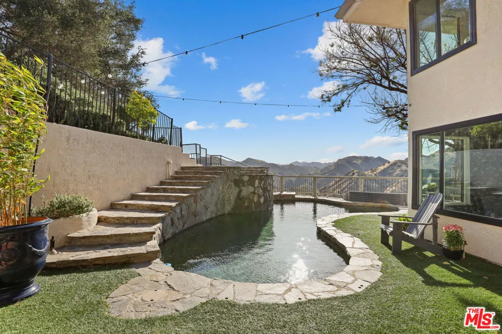 53 Saddlebow Road Bell Canyon, CA 91307