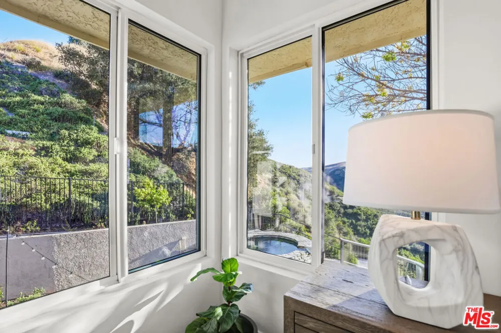 53 Saddlebow Road Bell Canyon, CA 91307