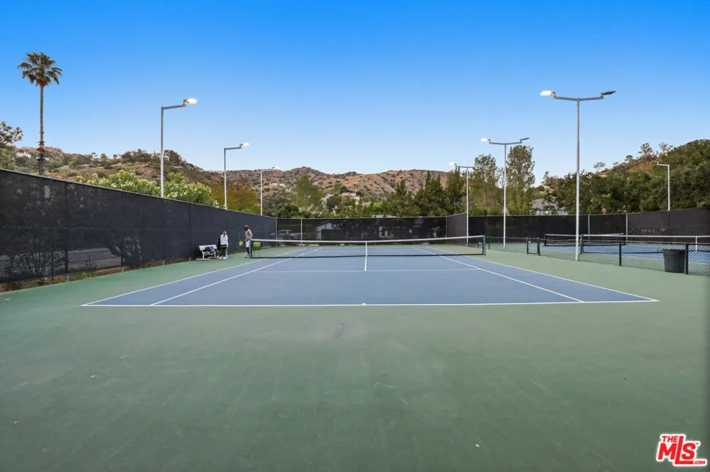 53 Saddlebow Road Bell Canyon, CA 91307