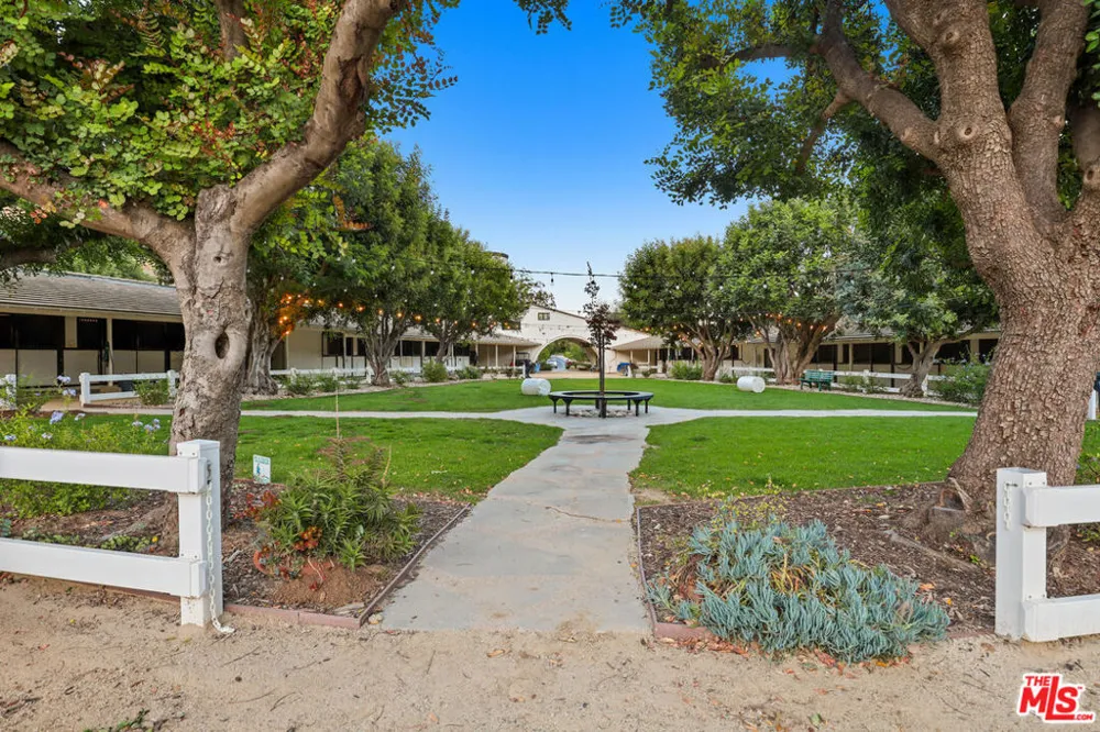 53 Saddlebow Road Bell Canyon, CA 91307