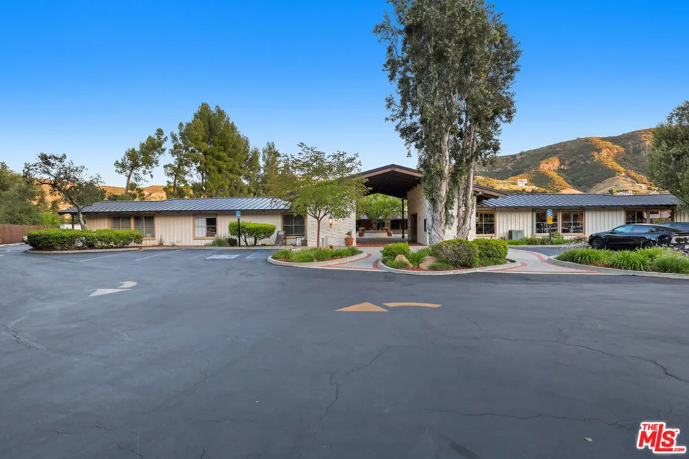 53 Saddlebow Road Bell Canyon, CA 91307