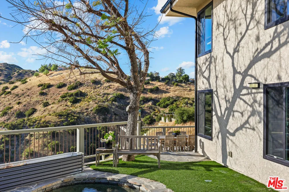 53 Saddlebow Road Bell Canyon, CA 91307