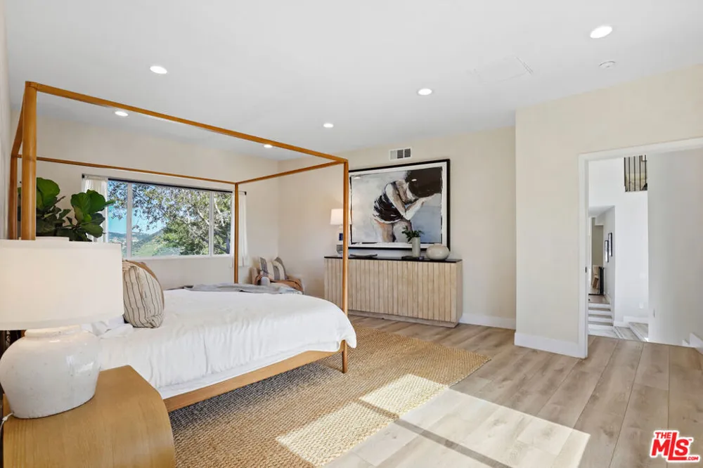 53 Saddlebow Road Bell Canyon, CA 91307