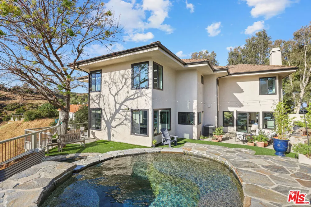 53 Saddlebow Road Bell Canyon, CA 91307