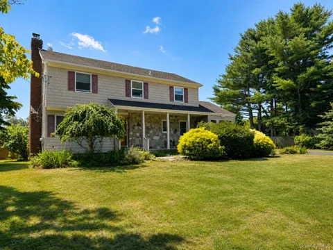 6 Roberts Lane