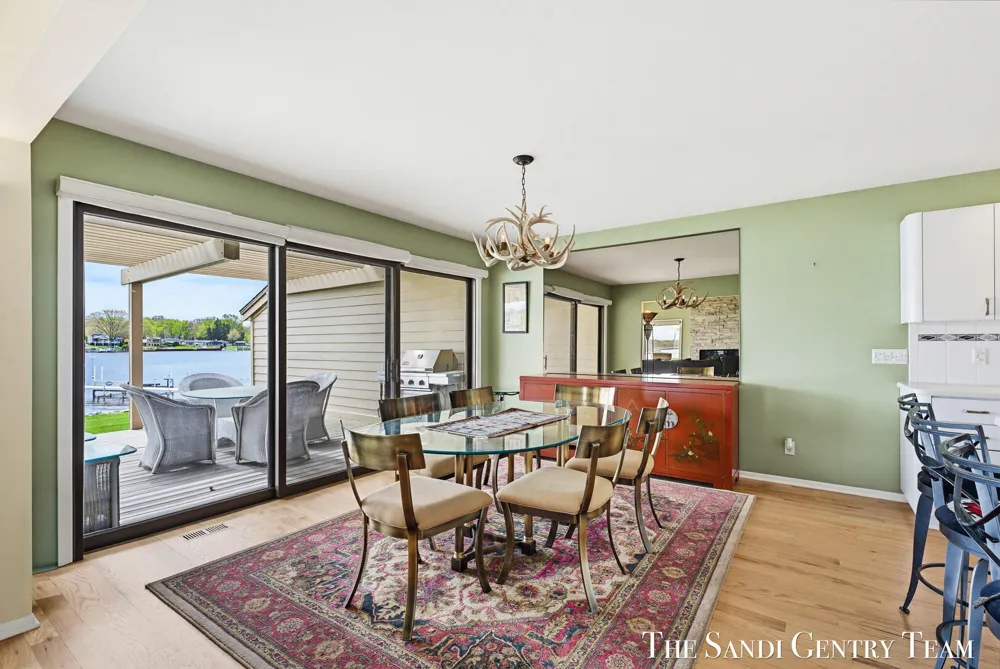 15780 Prospect Point Drive Spring Lake, MI 49456