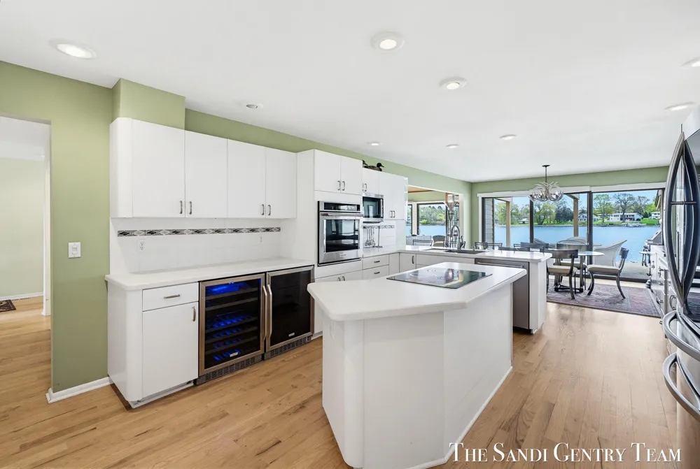 15780 Prospect Point Drive Spring Lake, MI 49456