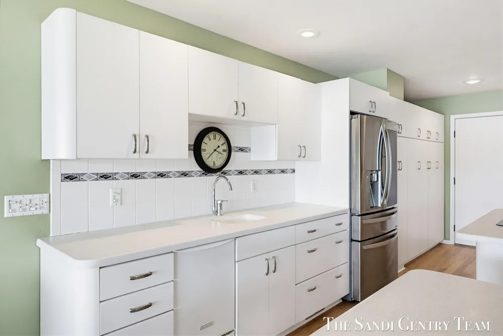 15780 Prospect Point Drive Spring Lake, MI 49456