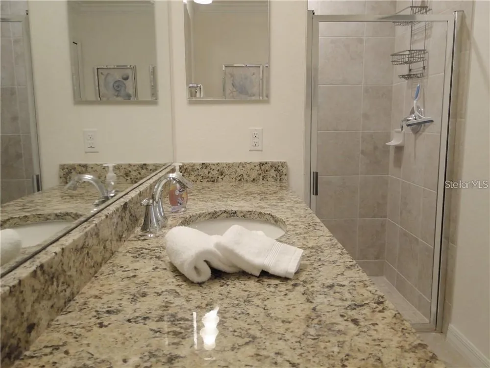 16804 VARDON TERRACE #105 Bradenton, FL 34211