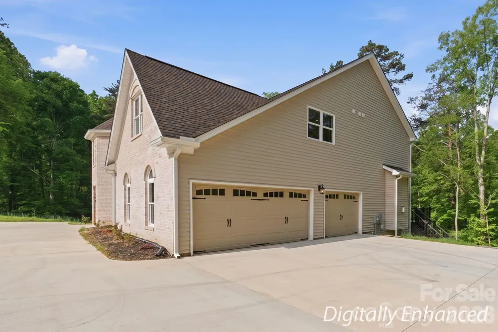 160 Tullyries Lane Lewisville, NC 27023
