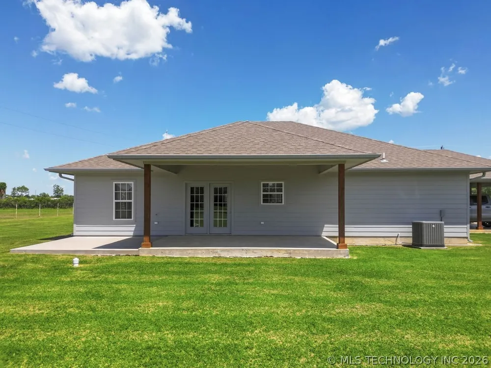 5125 S Holley Road Atoka, OK 74525