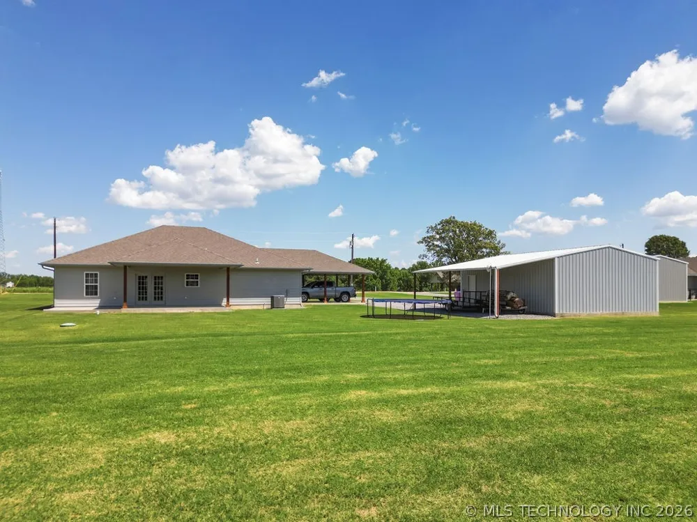 5125 S Holley Road Atoka, OK 74525