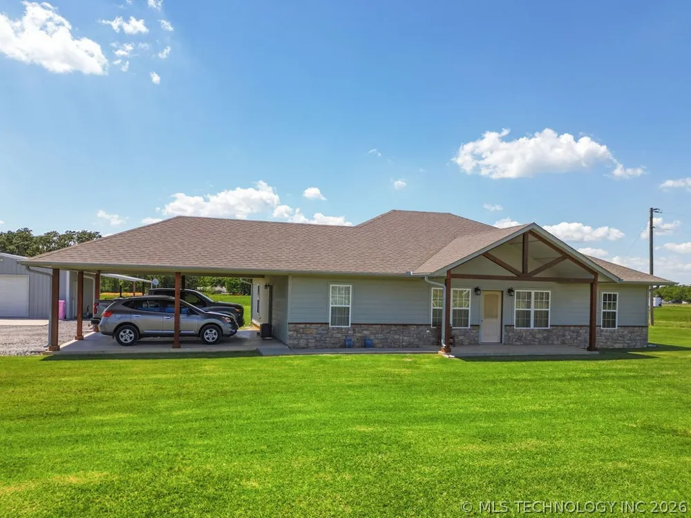 5125 S Holley Road Atoka, OK 74525