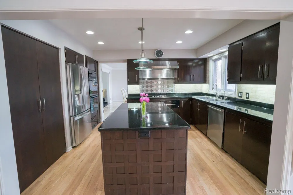 45778 FERMANAGH DRIVE Northville Township, MI 48168