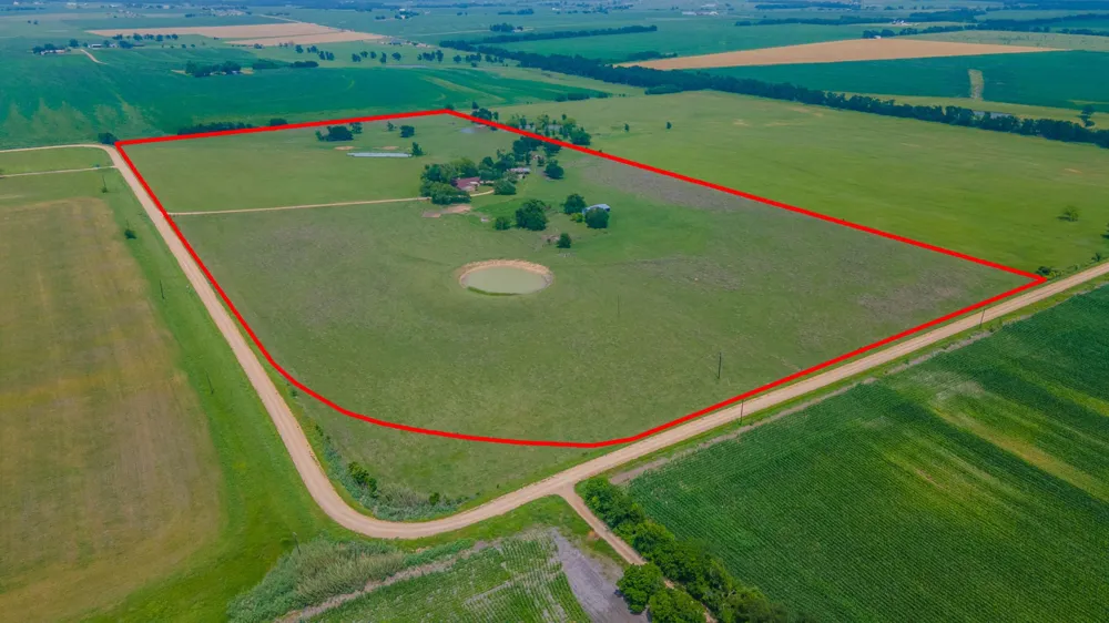 3053 Hobby Creek Road Burlington, TX 76519