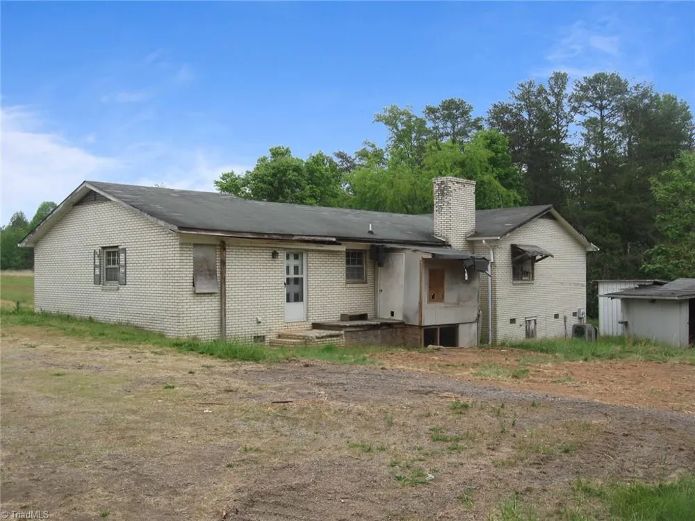 1989 Haymeadow Road Hays, NC 28635