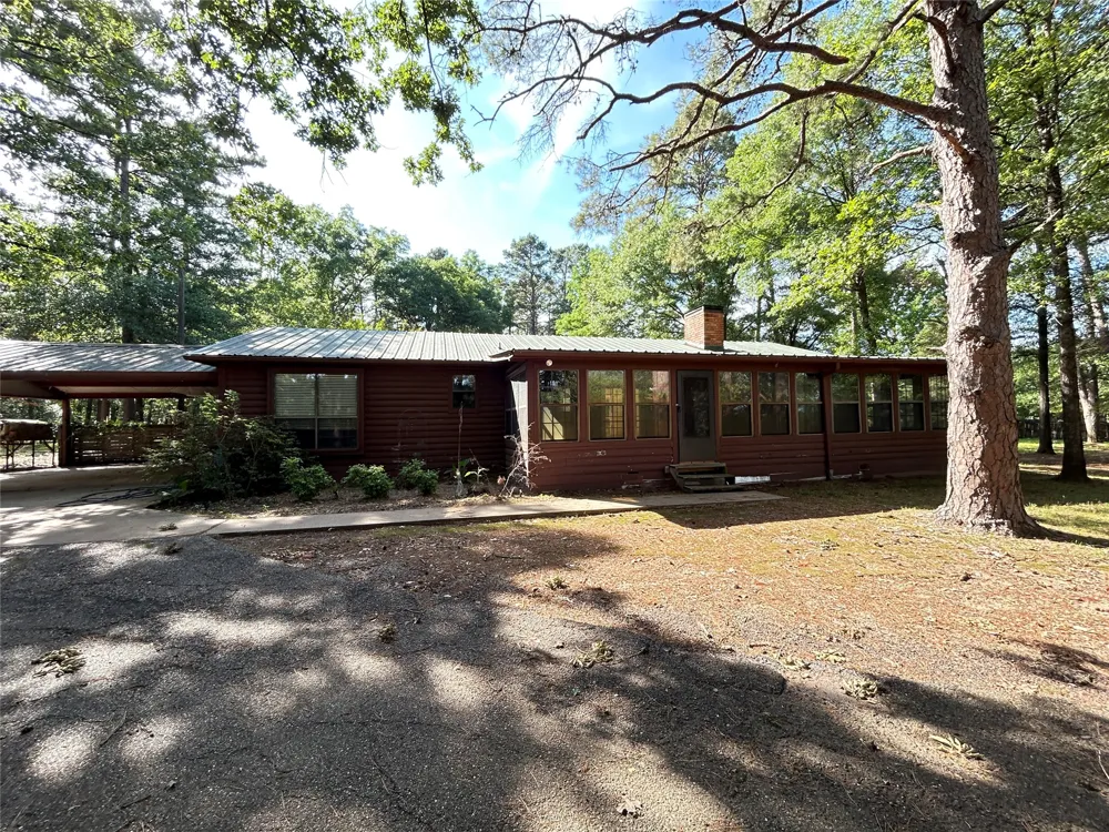 3236 Farm Road 3019 Winnsboro, TX 75494