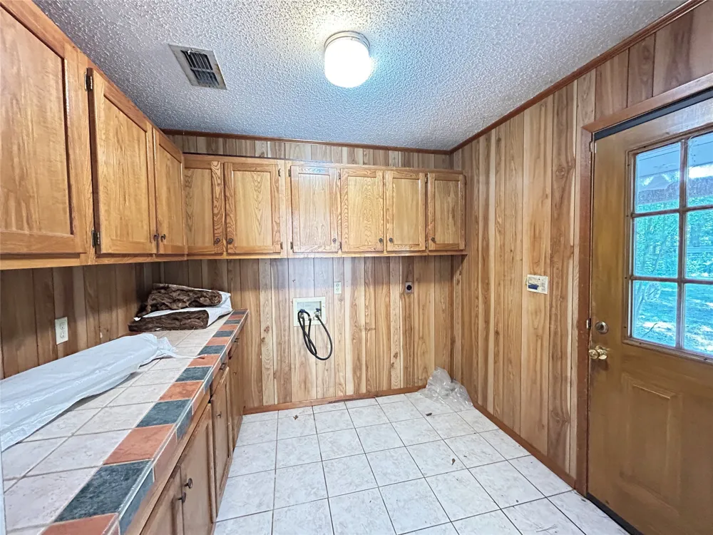 3236 Farm Road 3019 Winnsboro, TX 75494