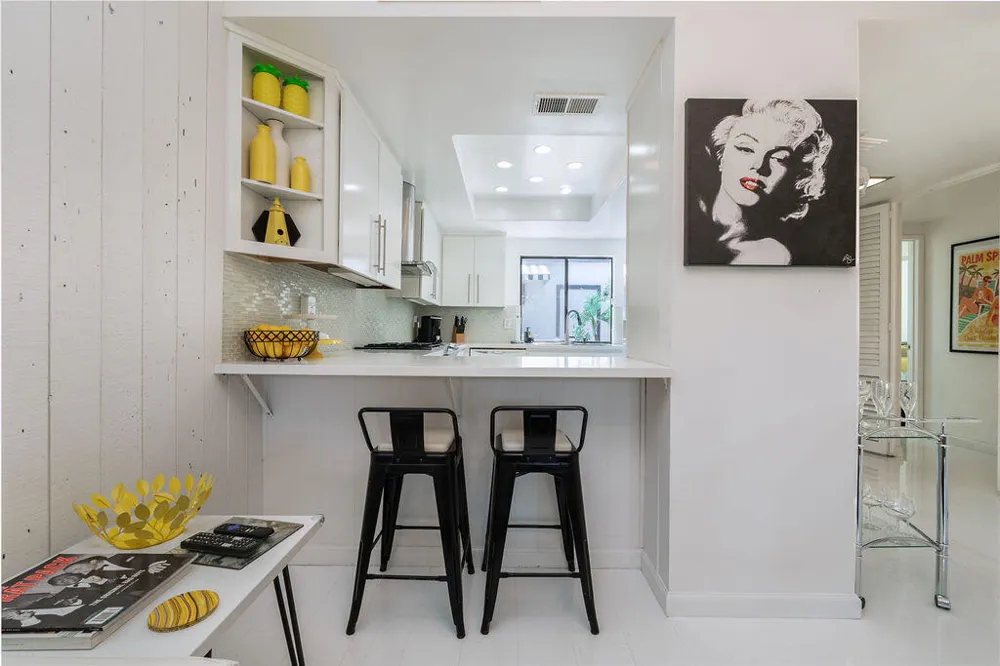 689 Majorca Circle Palm Springs, CA 92262
