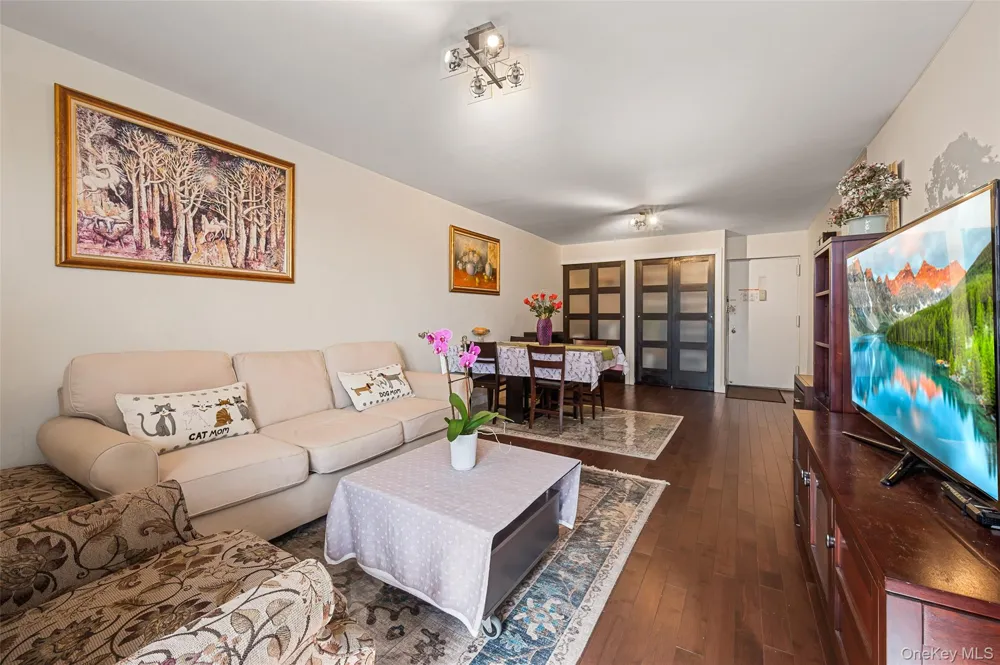 87-30 62nd Avenue #10 C Rego Park, NY 11374