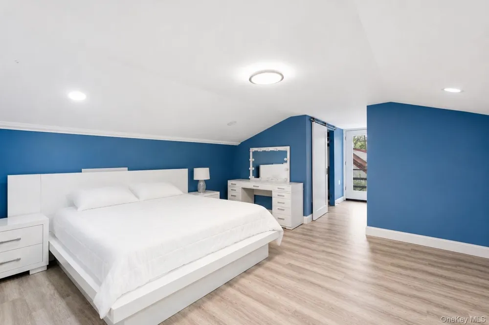 120 Morris Avenue Farmingville, NY 11738