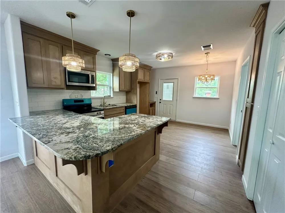 207 E Huntington Street Beeville, TX 78102