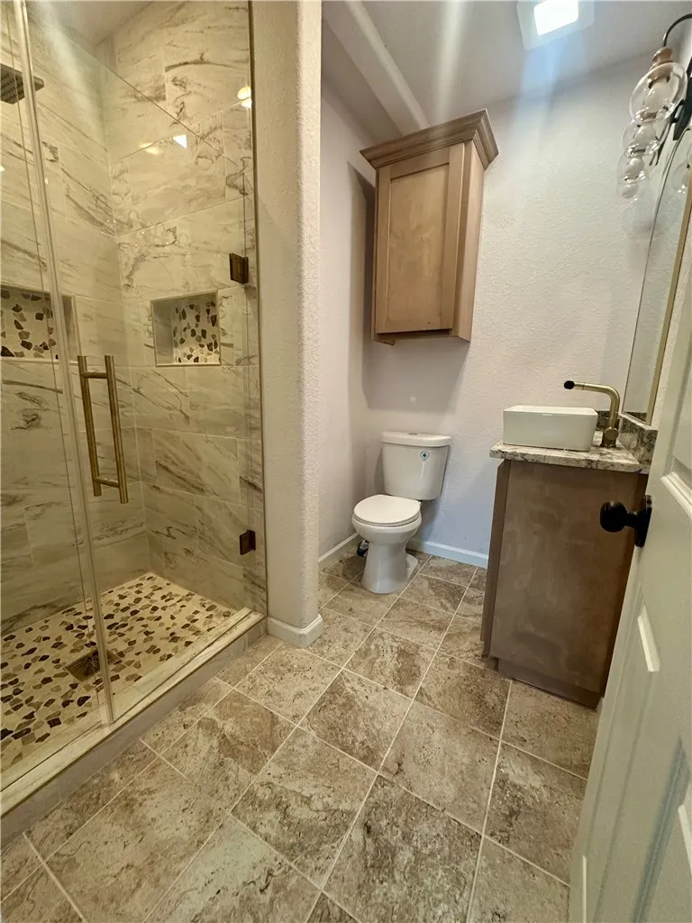 207 E Huntington Street Beeville, TX 78102
