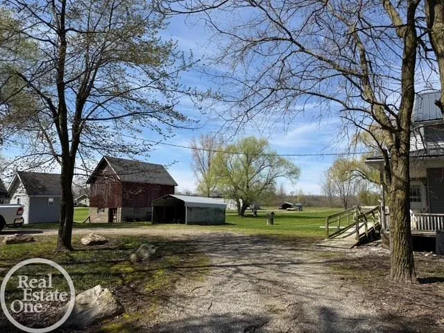 15594 Bryce Road Mussey Township, MI 48014