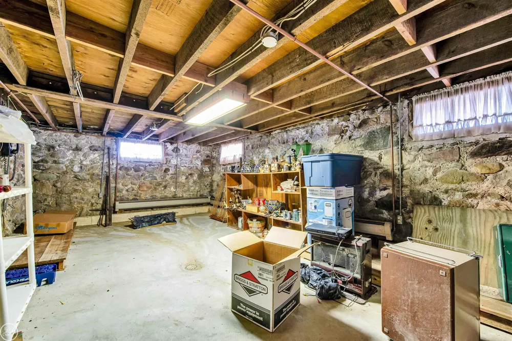 15594 Bryce Road Mussey Township, MI 48014