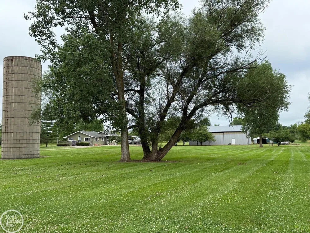 15594 Bryce Road Mussey Township, MI 48014