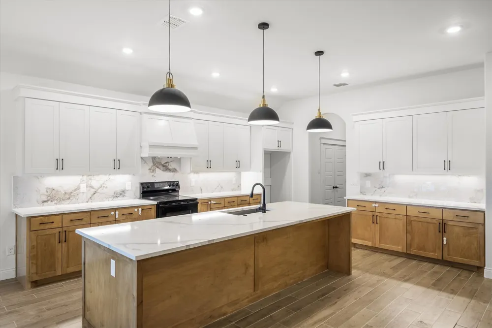 1868 Meadowview Canton, TX 75103