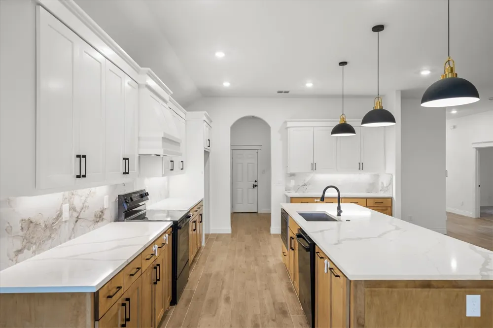 1868 Meadowview Canton, TX 75103