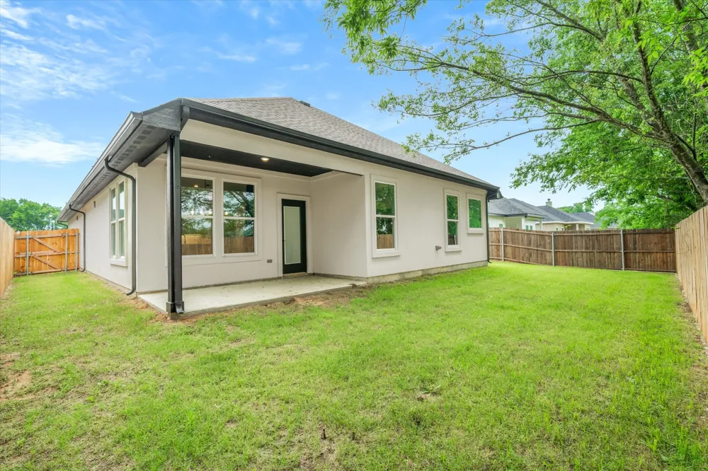 1868 Meadowview Canton, TX 75103
