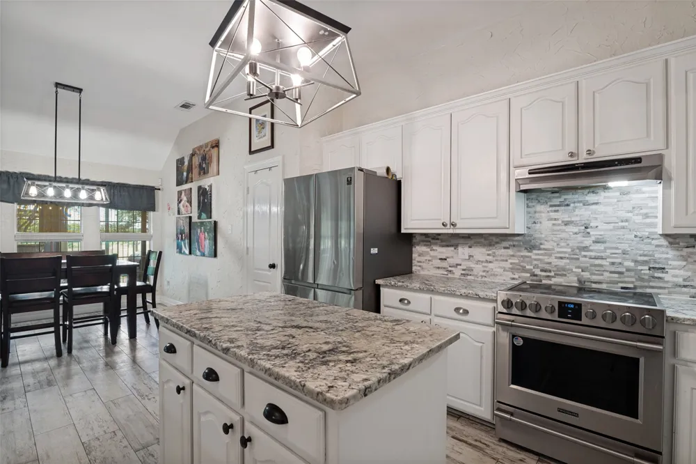 18584 County Road 543 Nevada, TX 75173