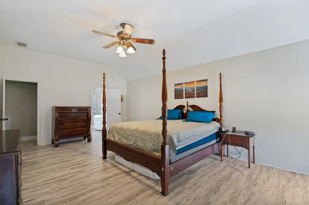 18584 County Road 543 Nevada, TX 75173