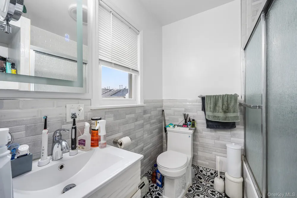 162 Beach 27th Street Far Rockaway, NY 11691