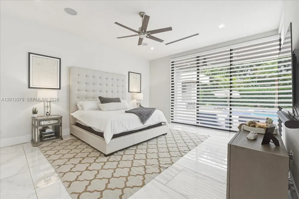 6785 SW 99th Ter Pinecrest, FL 33156