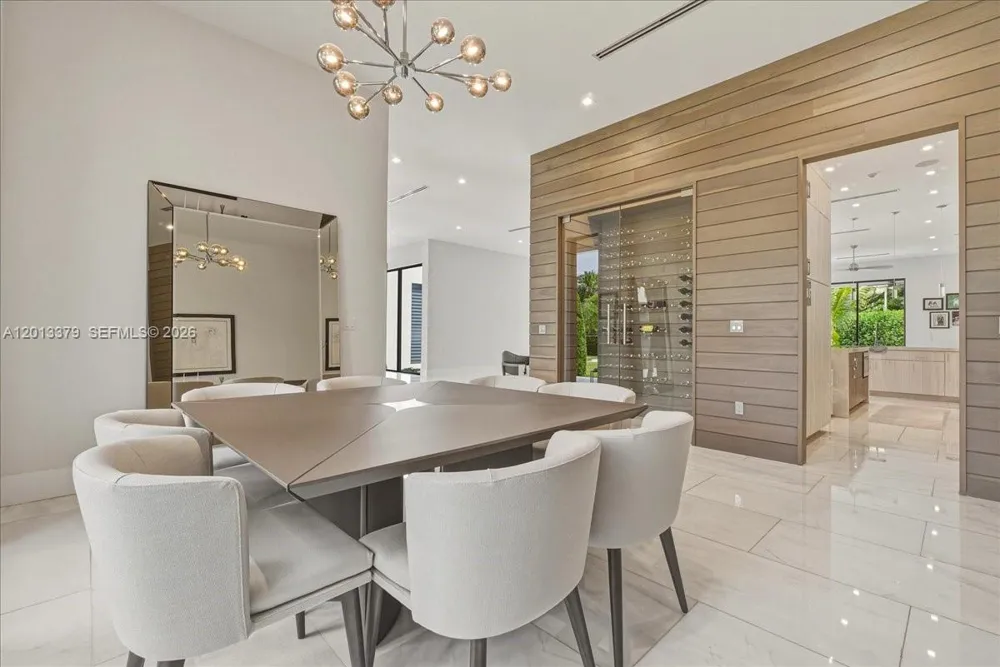 6785 SW 99th Ter Pinecrest, FL 33156