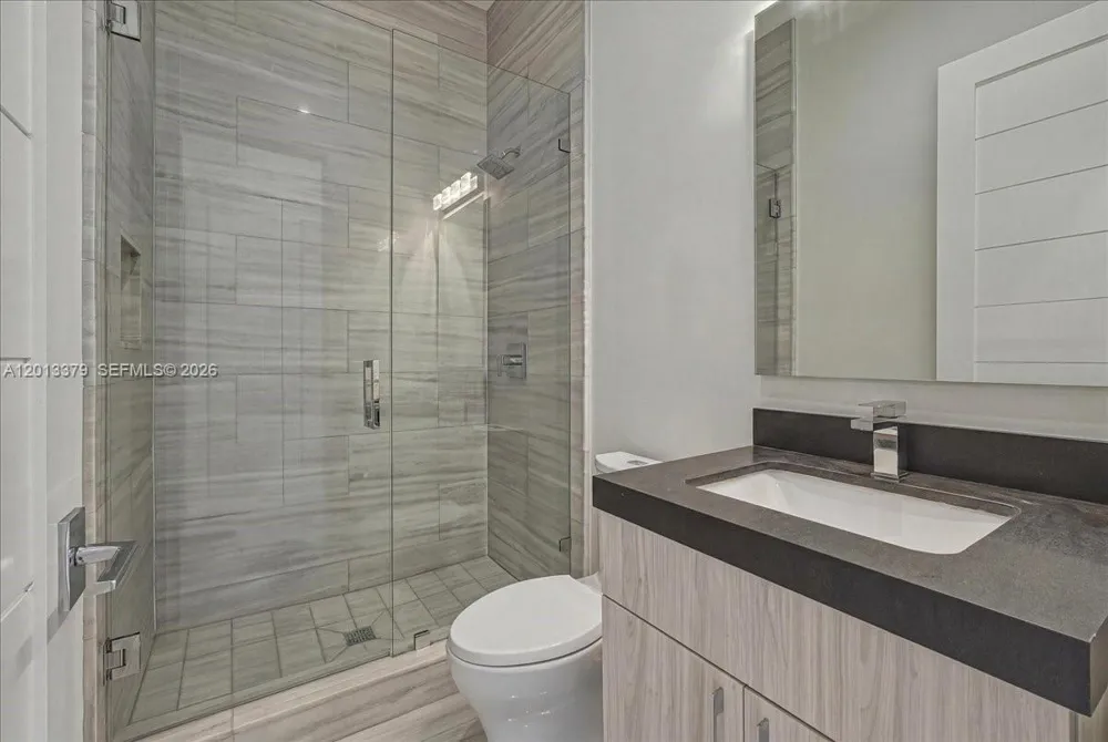 6785 SW 99th Ter Pinecrest, FL 33156