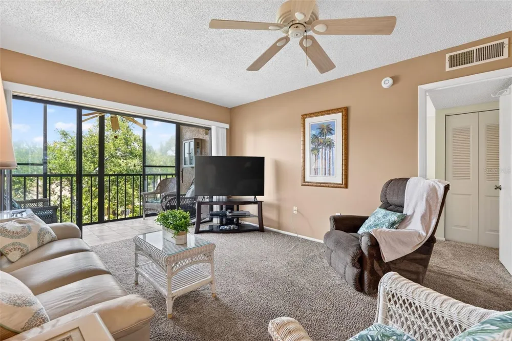 505 30TH AVENUE W #E303 Bradenton, FL 34205