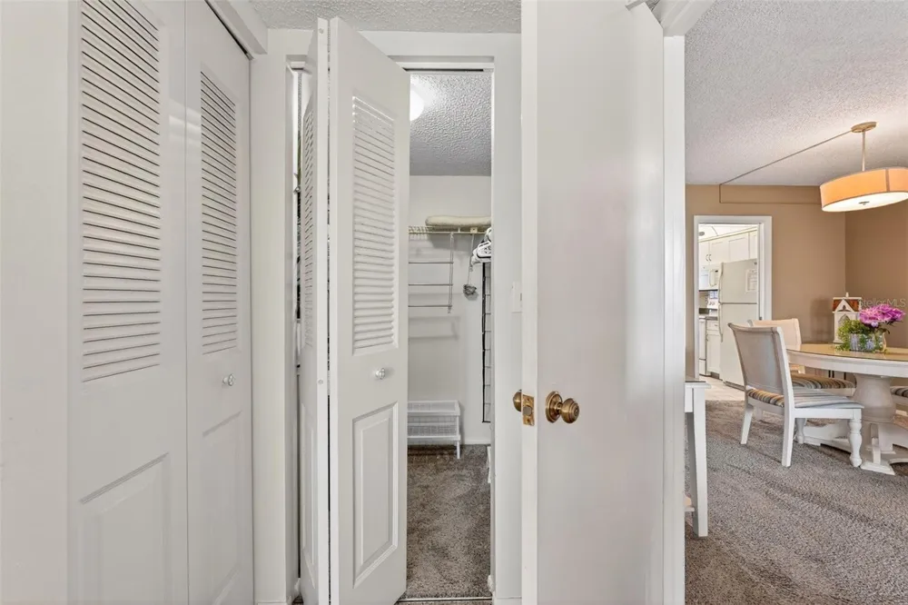 505 30TH AVENUE W #E303 Bradenton, FL 34205