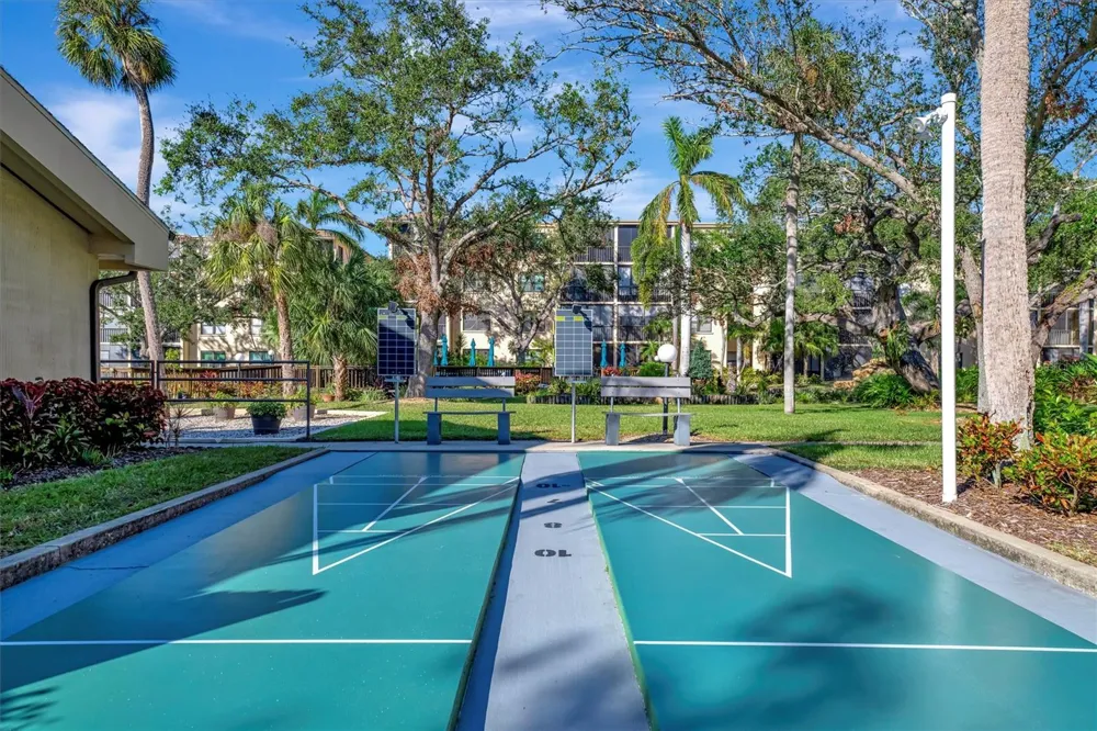 505 30TH AVENUE W #E303 Bradenton, FL 34205