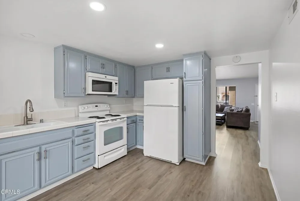 39107 Village 39 Camarillo, CA 93012