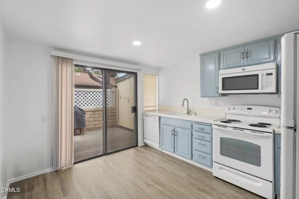 39107 Village 39 Camarillo, CA 93012